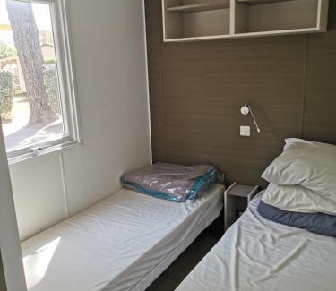 Canet-en-Roussillon Ski Chalet | Mobile home Canet