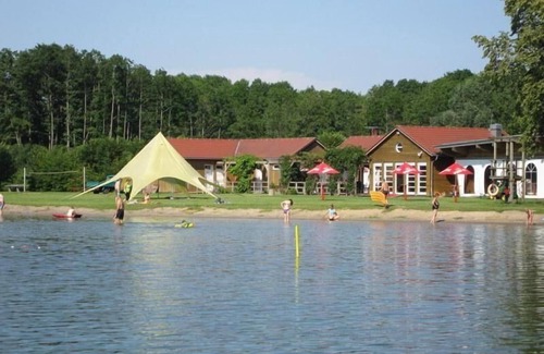 Hohenlychen Apartment | Mobile home Lagune III Am Strandbad Lychen