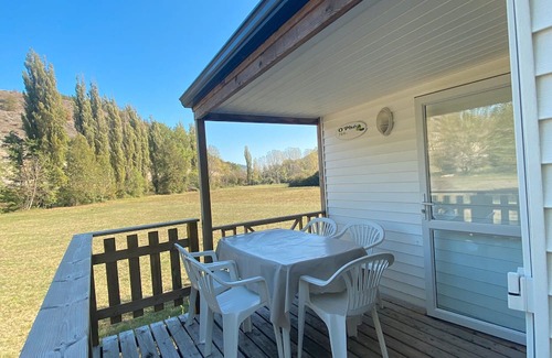Saint-Pompont House | Mobile Home 'Le Panoramique' with Shared Pool, Private Terrace and Wi-Fi