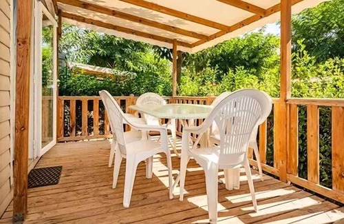 Ivry-la-Bataille House | Mobilheim - Raised Terrace