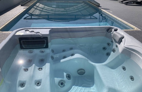 Corcieux House | Mobilhome avec piscine partagée