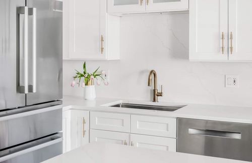 Aspen Condo | Moby House Aspen: A Curated Retreat w/2BR/2BA , AJAX Views n in the Aspen Core