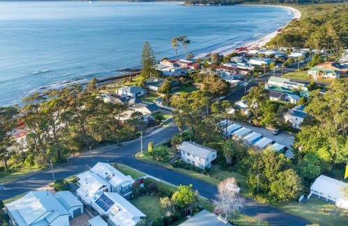 Hyams Beach House | Mobys at Hyams Beach