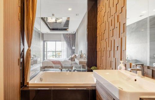 Chang Phueak Apartment | Moda Condo Nimman 608 - Super Deluxe Mountain View next to MAYA