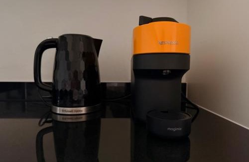 Walworth Apartment | Modern 1 Bed Flat in Central London 7 Mins Walk to Elephant and Castle Tube Station