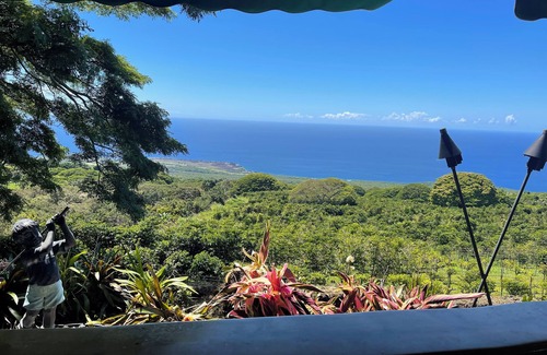 Kainaliu House | Modern 1-bedroom house in tranquil Kealakekua with AC, WiFi Unit 2