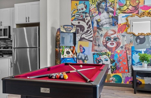 South Nashville Apartment | Modern 1BR Getaway near Broadway – Sleeps 4!