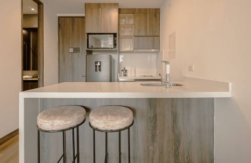 Chico Norte III Apartment | Modern 1BR in Luxury Building with Terrace in Chico