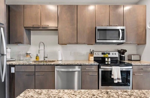 Montopolis Apartment | Modern 1BR luxe suite close to DT w/fast WiFi