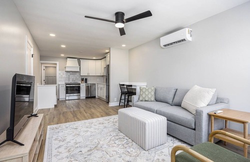 Hillsboro West End Apartment | Modern 1BR Near Hillsboro Village | The Nomad