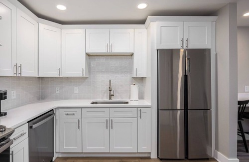 Hillsboro West End Apartment | Modern 1BR Near Hillsboro Village | The Nomad