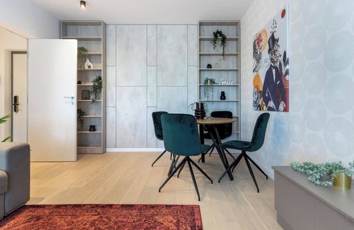 Sector 2 Apartment | Modern 1BR & Parking | Brand New Aviatiei Building