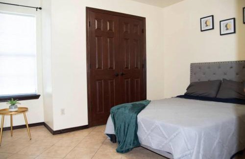 Edinburg Apartment | Modern 2 bed 2-bath next to University UTRGV