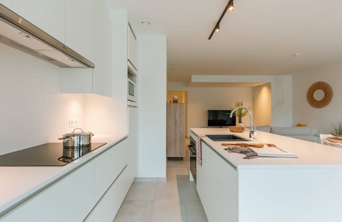 Nieuwpoort-Bad Apartment | Modern 2-Bedroom Apartment in Nieuwpoort