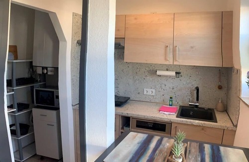 Bad Kreuznach Apartment | Modern 2-room apartment in the spa area - balcony, WLAN, TV, spa area