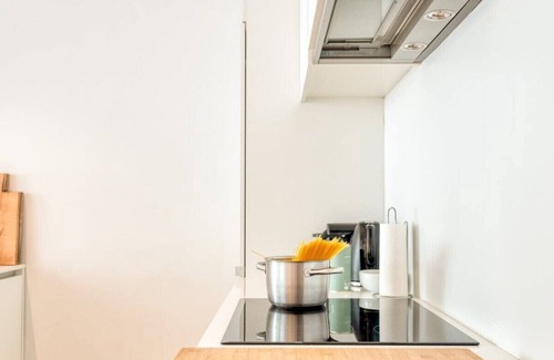 Muinkparkwijk Apartment | Modern 2BR Gem in Ghent's Heart