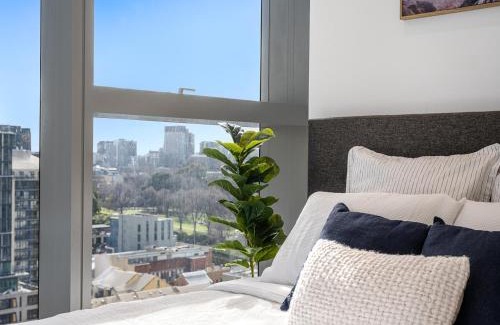 Melbourne Central Business District Apartment | Modern 2BR Getaway, Prime CBD, Balcony, Pool, Gym