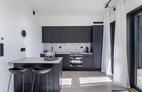 Tau Apartment | Modern 2BR with Sea and Skyline Views – 25 Min to Stavanger & Preikestolen