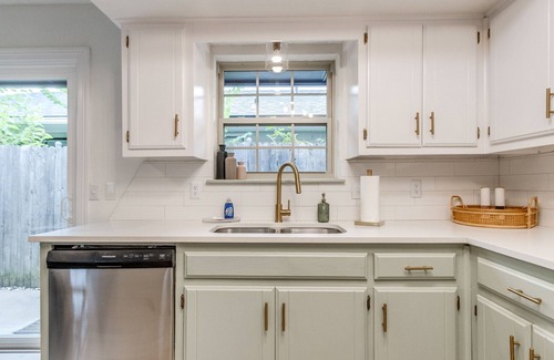 Edmond House | Modern 3-bedroom home in downtown Edmond
