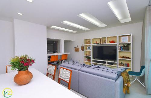 Copacabana Apartment | Modern 3 bedroom penthouse with jacuzzi and BBQ
