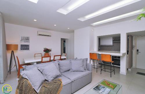 Copacabana Apartment | Modern 3 bedroom penthouse with jacuzzi and BBQ