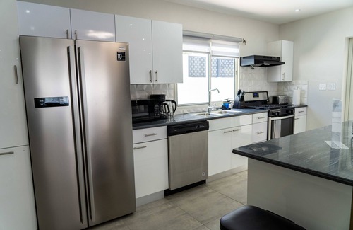 Cole Bay House | Modern 3BR Home with Own Private Pool - Centrally Located - Quiet Neighborhood
