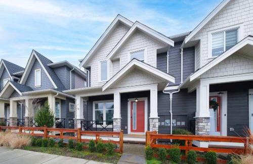Willoughby House | Modern 3BR Near Langley Events Centre & EV charger
