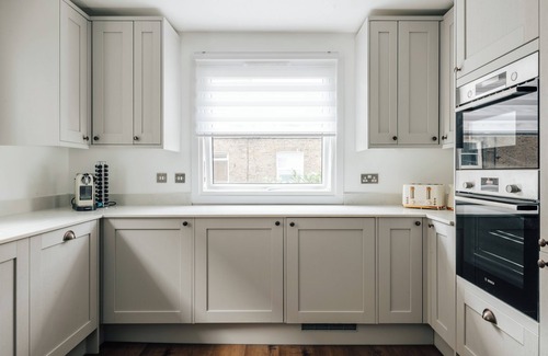 Harrow Road Apartment | Modern 4-bedroom house in Maida Vale - Central London