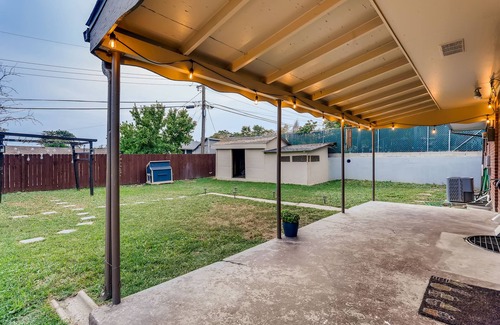 Twin Lakes House | Modern 4BR house near Denver & Boulder