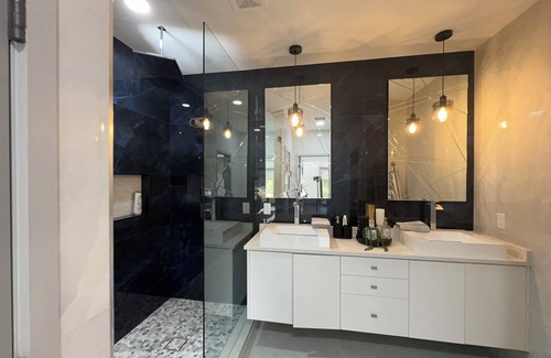 Oakford Park House | Modern and Elegant Residence