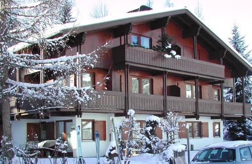 Maria Alm am Steinernen Meer Apartment | Modern apartment in Zirblstuben style, directly on the ski slope,