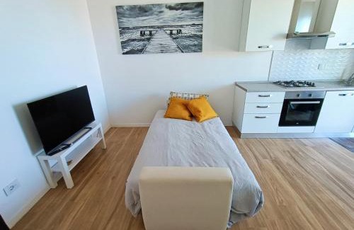 Focene Apartment | Modern Apartment - Fronte Mare