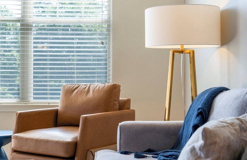 Kennesaw Apartment | Modern Apartment in Prime Location (ID4160X43)