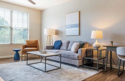 Kennesaw Apartment | Modern Apartment in Prime Location (ID4160X43)