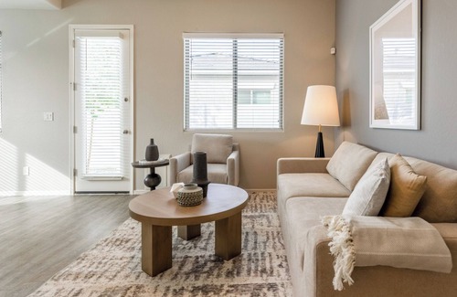 Estrella Village Apartment | Modern Apartment in Prime Location (ID7894X89)