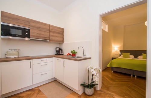 Merano Apartment | Modern apartment in the center of Merano - very quiet location in the exclusive residential area