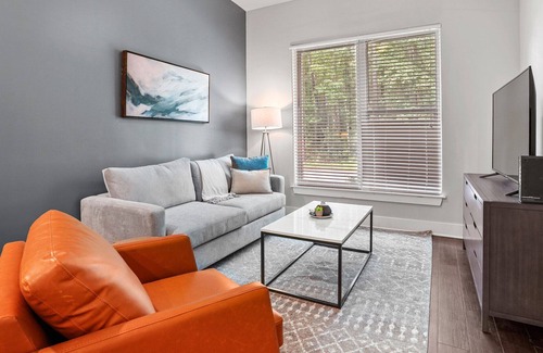 West Ashley Apartment | Modern Apartment in Prime Location (ID3897X81)