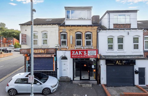 Leeds Apartment | Modern Apartment- Parking - The Light Centre