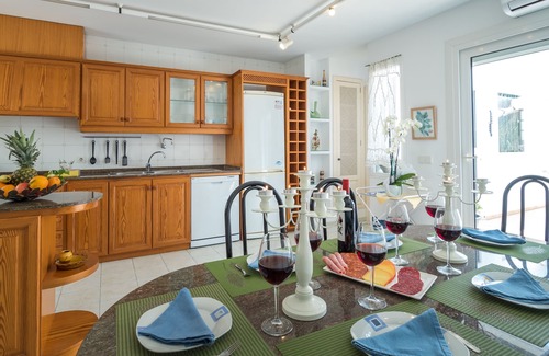Son Baulo Apartment | Modern apartment with balcony overlooking the sea, in second line of beach