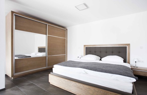 Montabaur Apartment | Modern apartment with sophisticated equipment