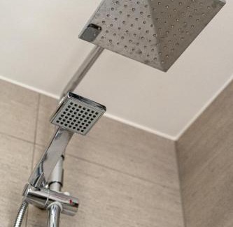 Haugesund Apartment | Modern apartment with wifi and new furniture - Free parking