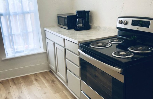 Tahlequah House | Modern bungalow in the heart of downtown Tahlequah