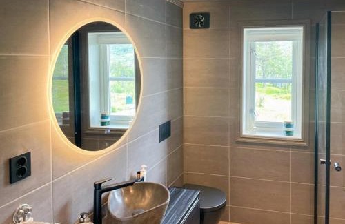 Maurset House | Modern Cabin By Hardangervidda