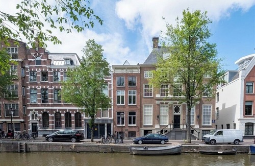 Old Town Apartment | Modern Canal house city center