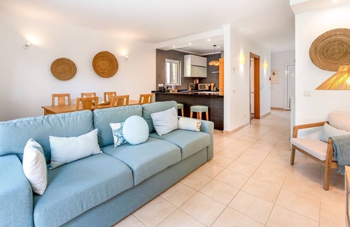 Mato Serrao House | Modern Carvoeiro Villa by LovelyStay