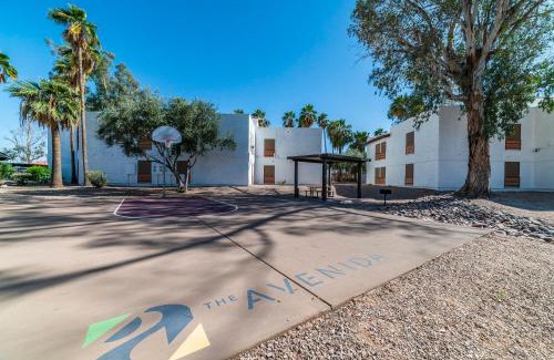Casa Grande House | Modern Casa Grande Paradise heated pool condo NO PETS ALLOWED