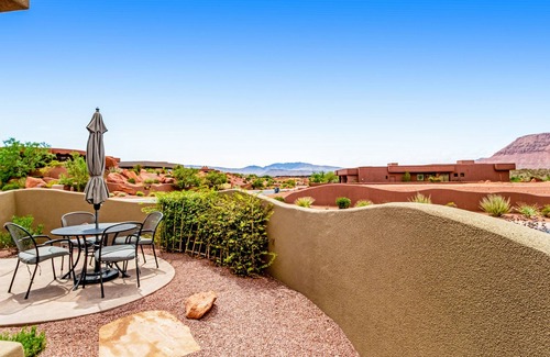 St. George House | Modern Casita Near Snow Canyon w/Amazing Views & Sunny Patio