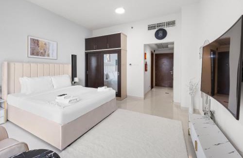 Jumeirah Village Triangle Apartment | Modern Comfort Studio Al Manara Tower- JVT