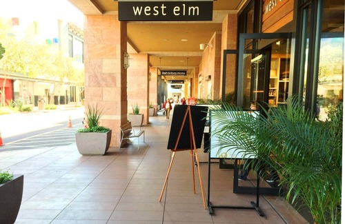 Paradise Valley Village Condo | Modern Condo Near Kierland Commons and Scottsdale Quarter!