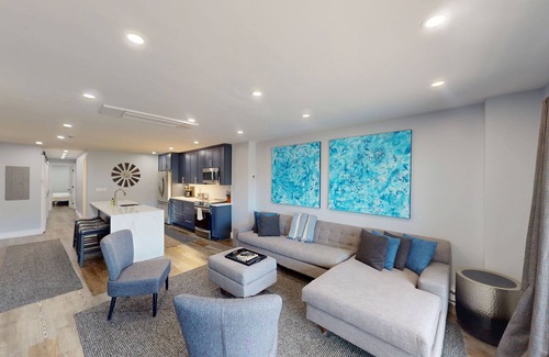 Avon Condo | Modern condo with mountain views, walk-to-gondola access & cozy fireplace